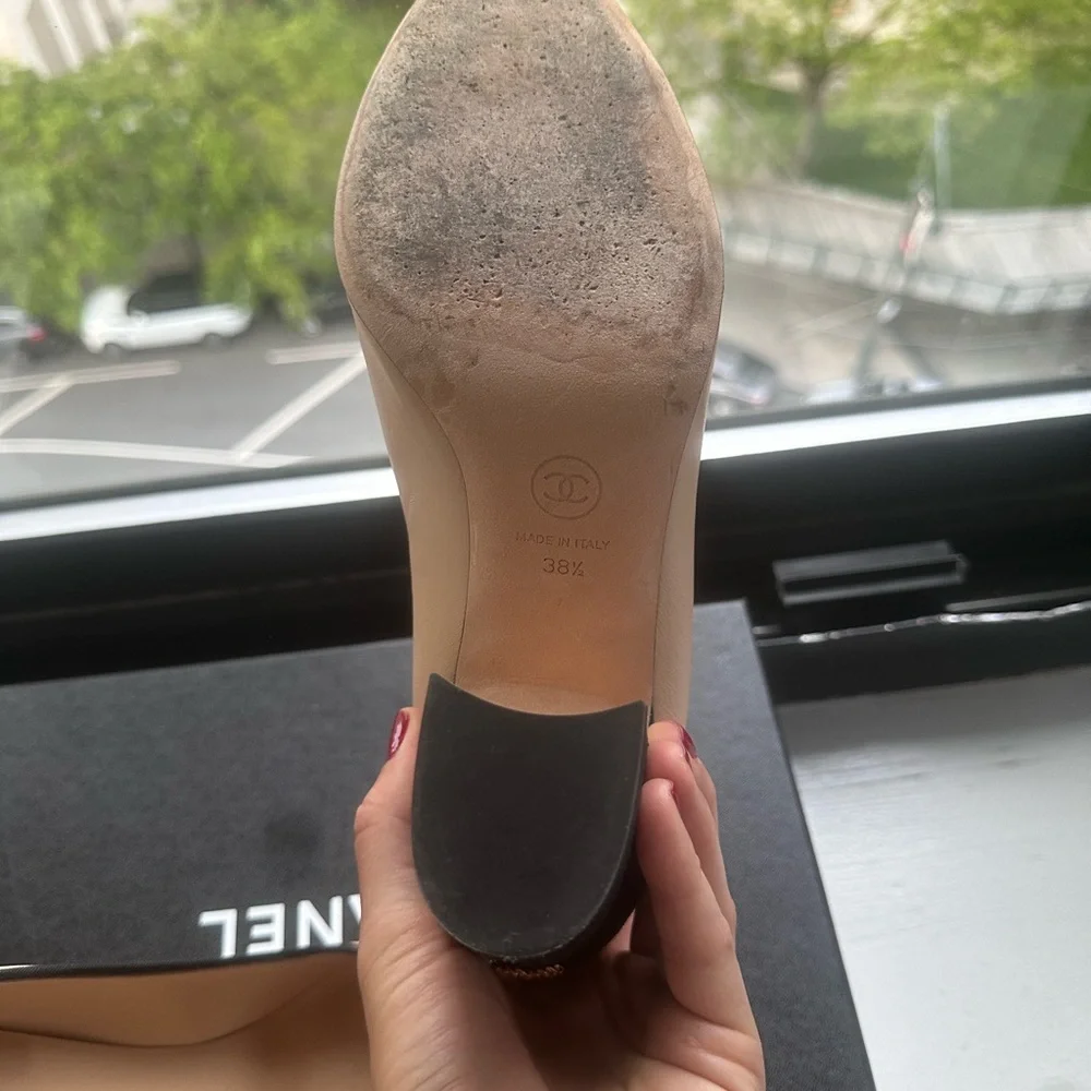 Chanel heels - Picture 10 of 11